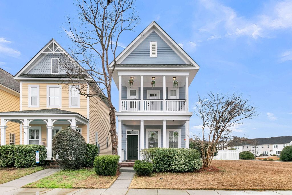 Image 42 of property listing at 100 Hyacinth Street, Summerville, SC 29483