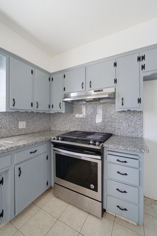 285 E Jayne Avenue, Tipton, CA 93272