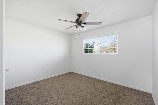 285 E Jayne Avenue, Tipton, CA 93272