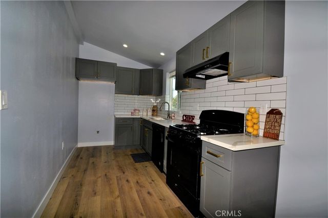 658 W Sepulveda Street, San Pedro, CA 90731