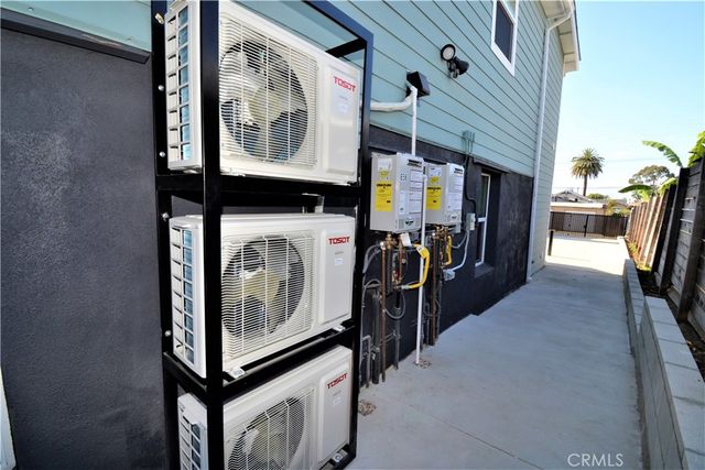 658 W Sepulveda Street, San Pedro, CA 90731