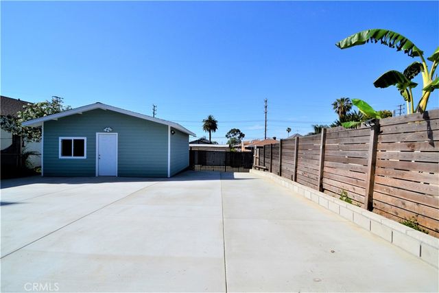 658 W Sepulveda Street, San Pedro, CA 90731
