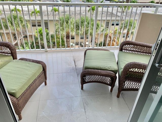 1985 S Ocean Dr 3C, Hallandale Beach, FL 33009