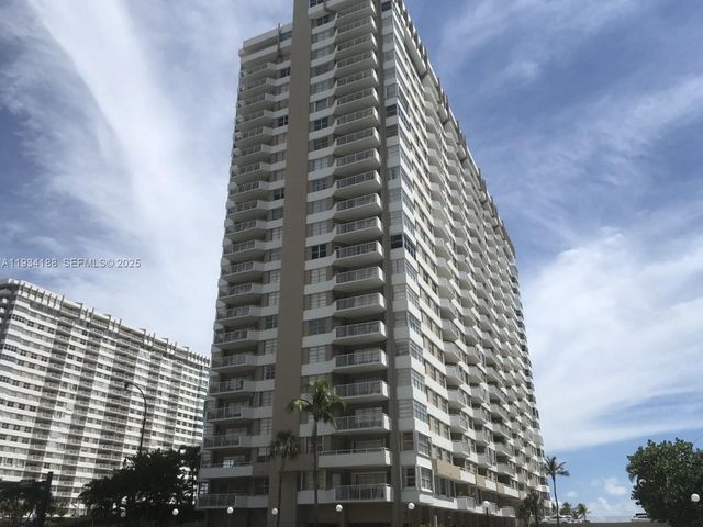 1985 S Ocean Dr 3C, Hallandale Beach, FL 33009