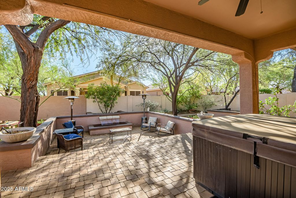 Image 19 of property listing at 4307 W LAPENNA Drive, Anthem, AZ 85087
