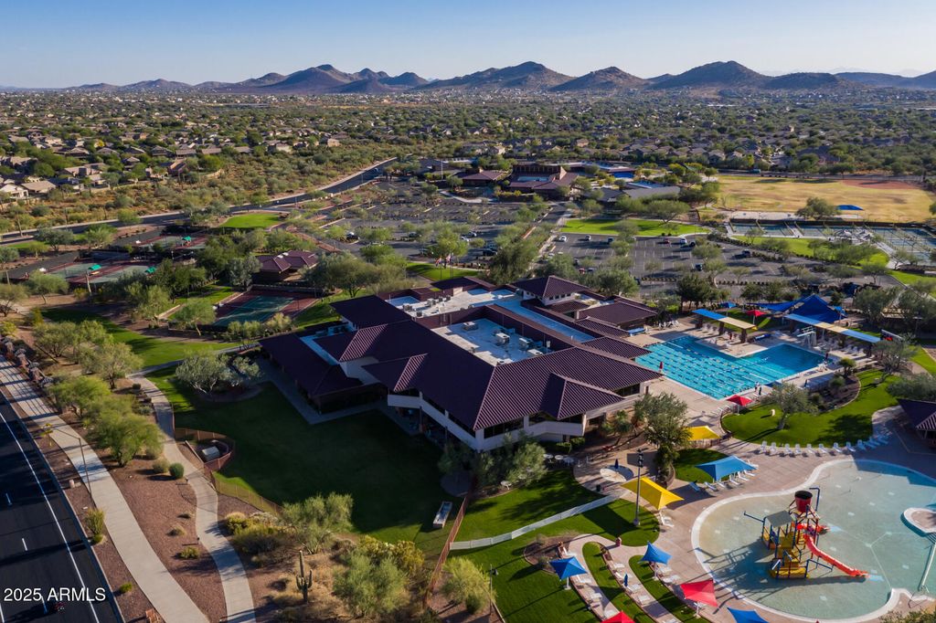 Image 24 of property listing at 4307 W LAPENNA Drive, Anthem, AZ 85087