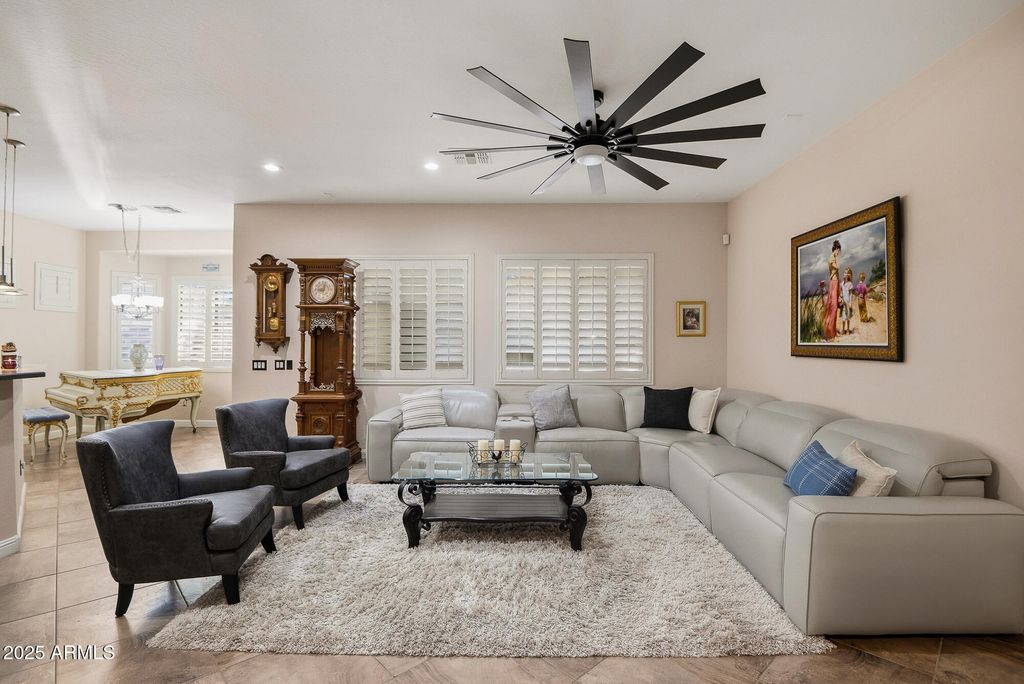 Image 7 of property listing at 4307 W LAPENNA Drive, Anthem, AZ 85087