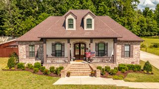 145 Bloomsbury Dr, Portland, TN 37148