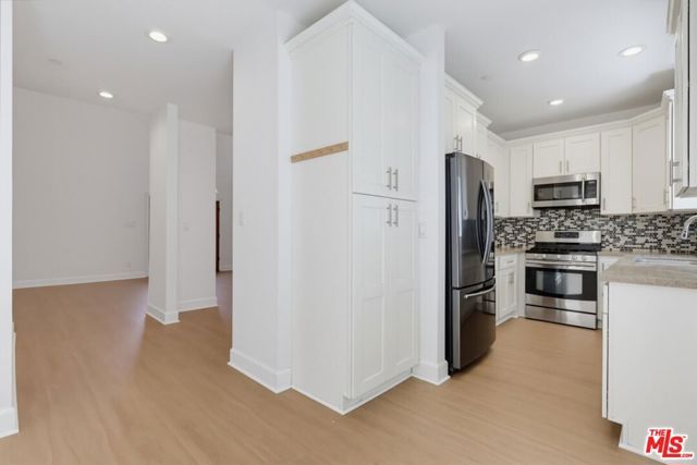 3528 Mesquite Drive, Calabasas, CA 91302