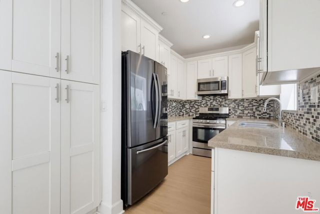 3528 Mesquite Drive, Calabasas, CA 91302