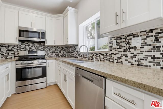 3528 Mesquite Drive, Calabasas, CA 91302