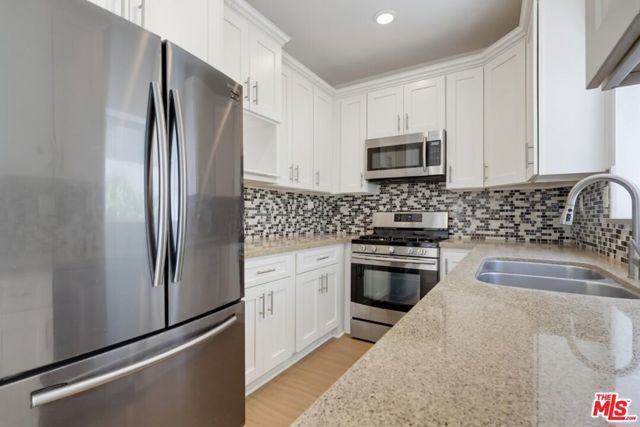 3528 Mesquite Drive, Calabasas, CA 91302