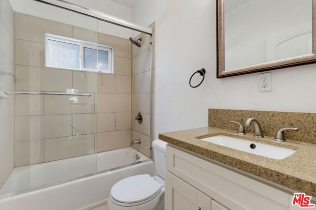 3528 Mesquite Drive, Calabasas, CA 91302