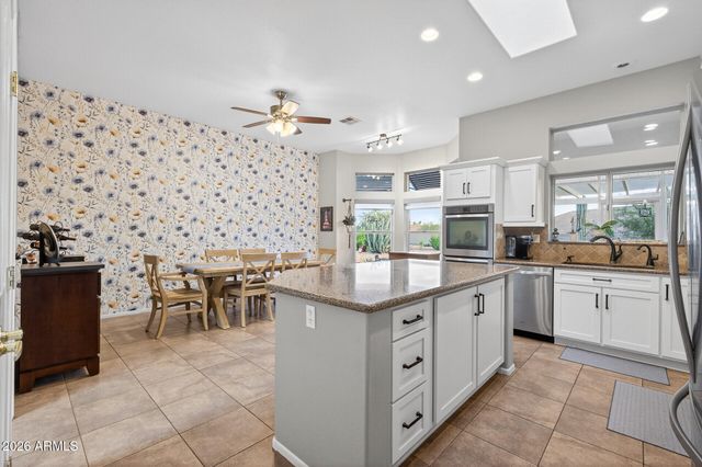 21801 N DUSTY TRAIL Boulevard, Sun City West, AZ 85375