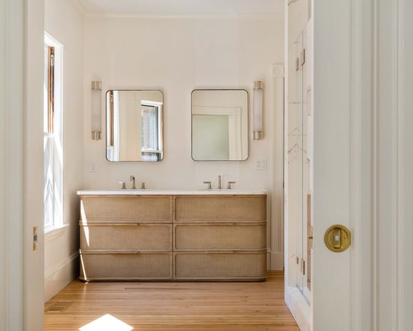26 Beals 1, Brookline, MA 02446
