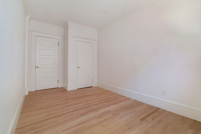 26 Beals 1, Brookline, MA 02446