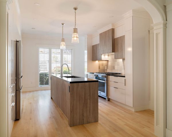 26 Beals 1, Brookline, MA 02446