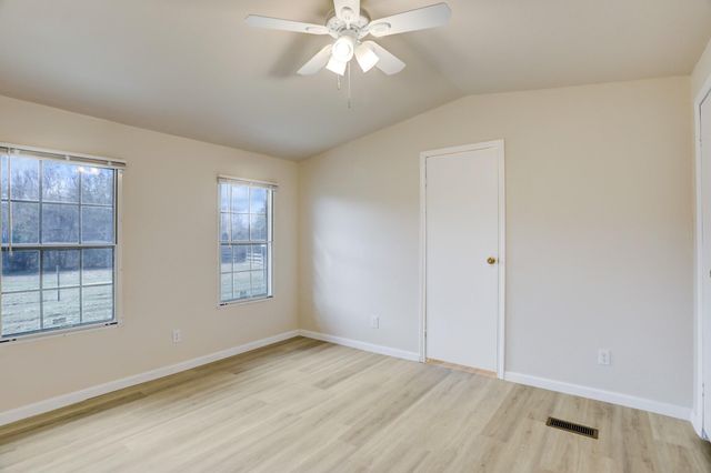 5806 S Highway 35, Alvin, TX 77511