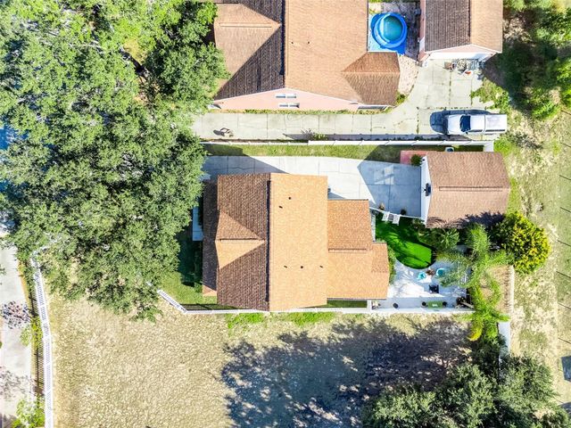 1033 WOODFLOWER WAY, Clermont, FL 34714