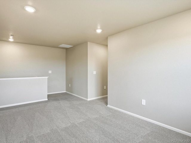 22155 E 7th Pl, Aurora, CO 80018