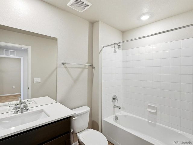 22155 E 7th Pl, Aurora, CO 80018