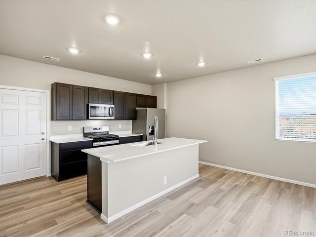 22155 E 7th Pl, Aurora, CO 80018