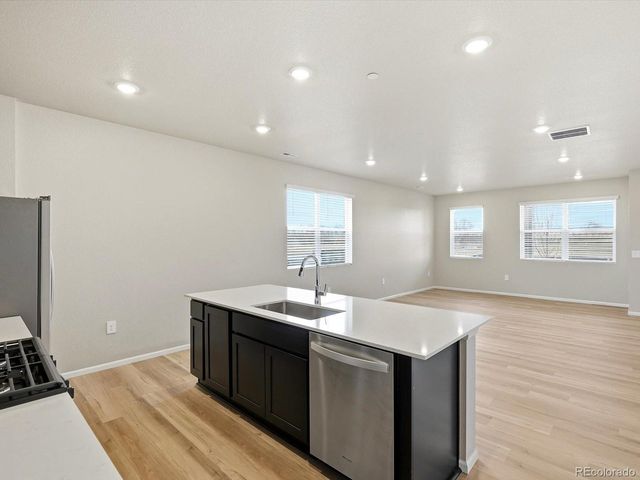 22155 E 7th Pl, Aurora, CO 80018