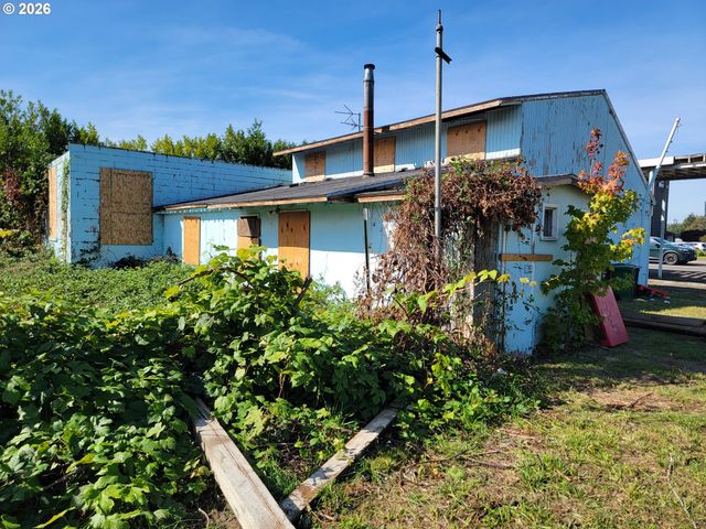 23544 Ne HALSEY St, Wood Village, OR 97060