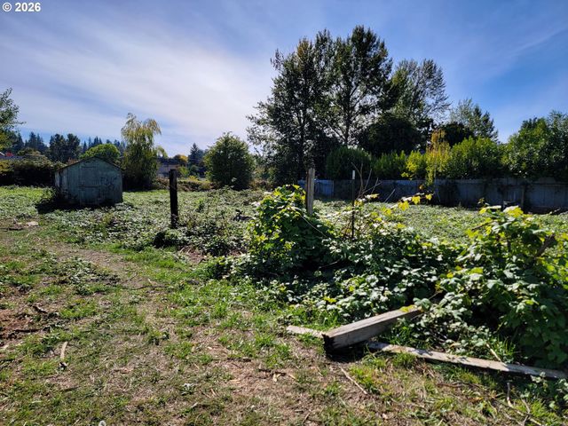 23544 Ne HALSEY St, Wood Village, OR 97060