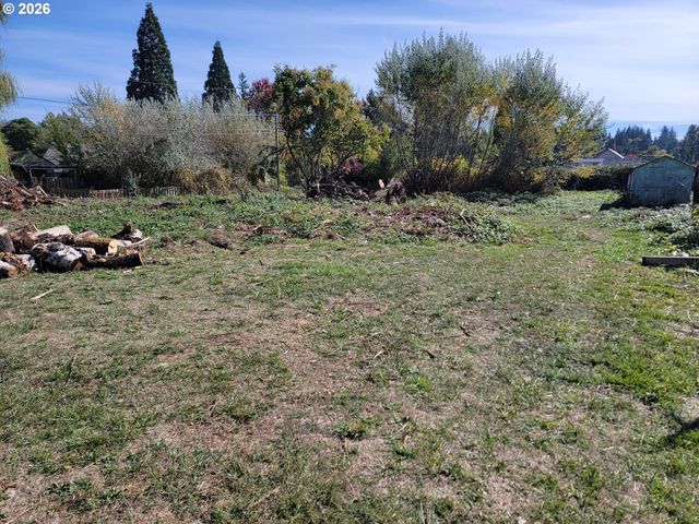 23544 Ne HALSEY St, Wood Village, OR 97060