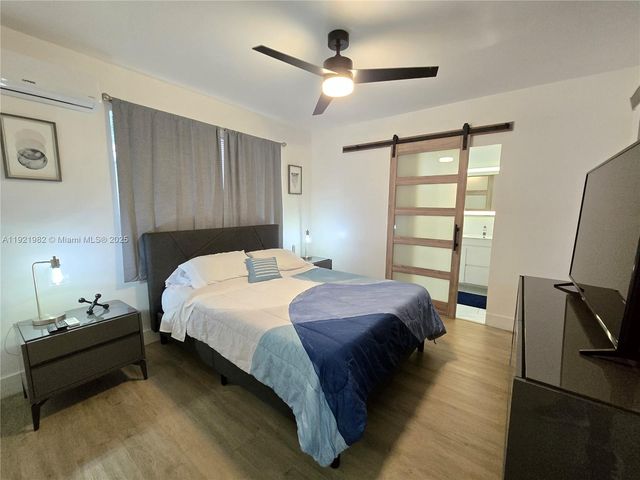 6571 Park St, Hollywood, FL 33024