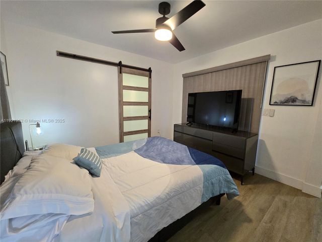 6571 Park St, Hollywood, FL 33024