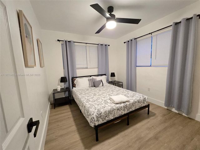 6571 Park St, Hollywood, FL 33024