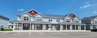 308 Pacific Drive, O'fallon, IL 62269