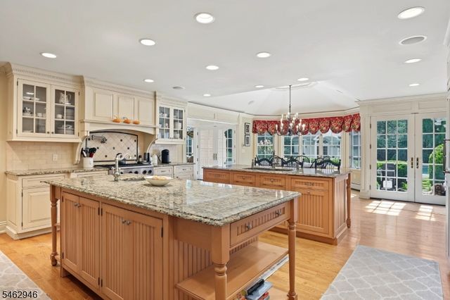 359 Lakeview Dr, Wyckoff Twp., NJ 07481