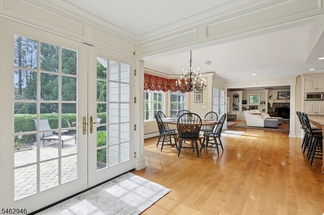 359 Lakeview Dr, Wyckoff Twp., NJ 07481