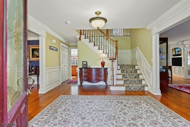 359 Lakeview Dr, Wyckoff Twp., NJ 07481