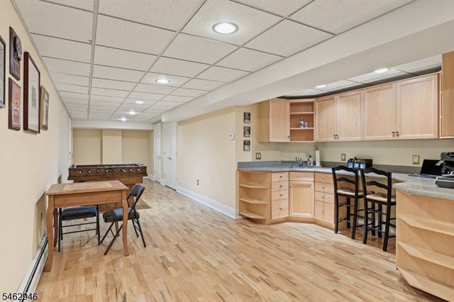 359 Lakeview Dr, Wyckoff Twp., NJ 07481