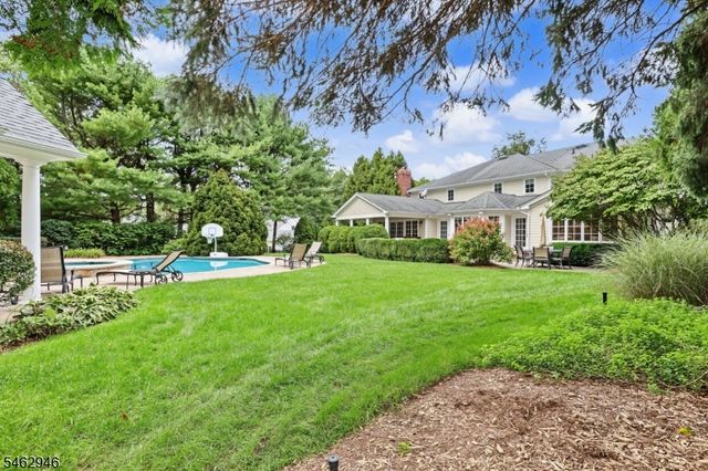 359 Lakeview Dr, Wyckoff Twp., NJ 07481