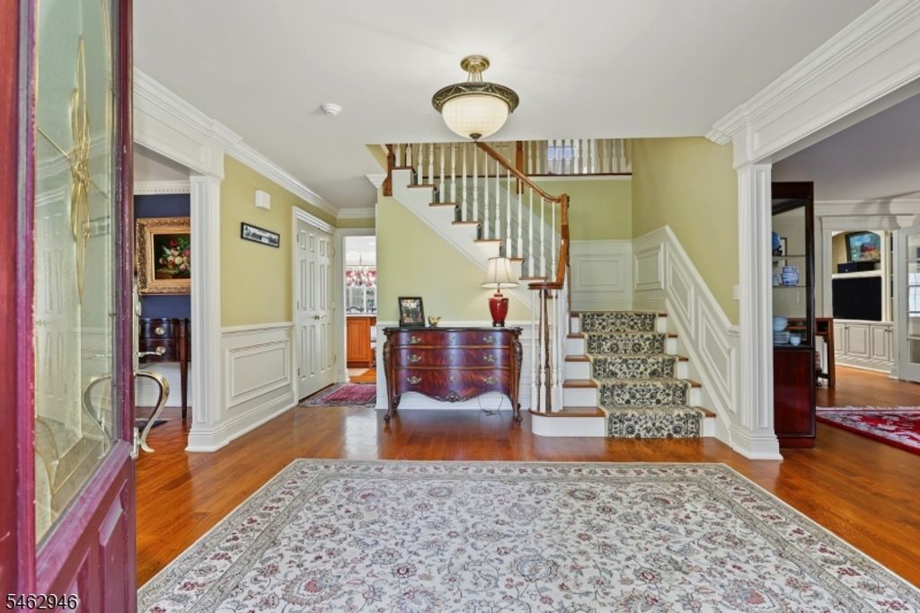 359 Lakeview Dr, Wyckoff Twp., NJ 07481 — photo 4