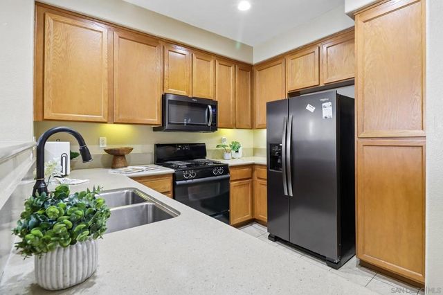1760 E Palomar 101, Chula Vista, CA 91913