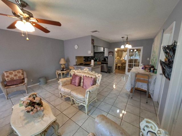 4513 NW 49th Street, Tamarac, FL 33319