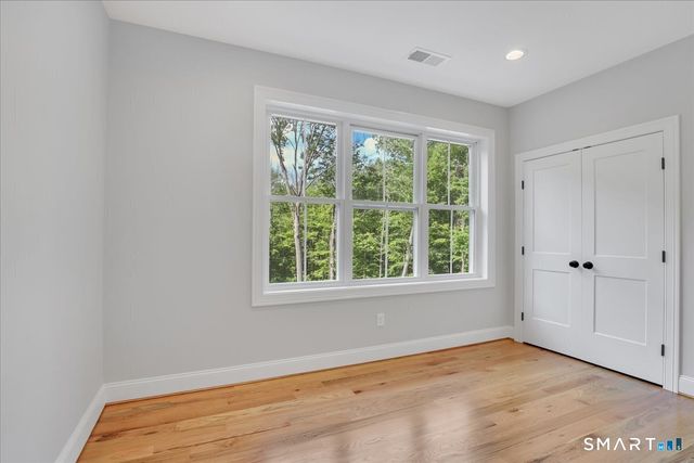 147 Hackmatack Street, Manchester, CT 06040