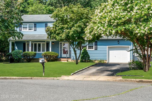 16 Friar Court, Toms River, NJ 08753
