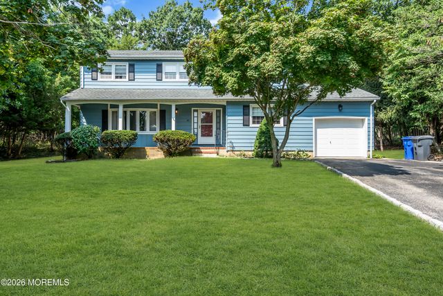 16 Friar Court, Toms River, NJ 08753
