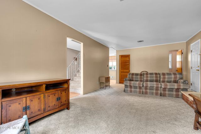 16 Friar Court, Toms River, NJ 08753