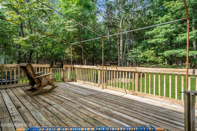 16 Friar Court, Toms River, NJ 08753