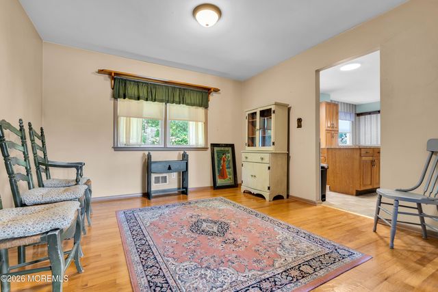 16 Friar Court, Toms River, NJ 08753