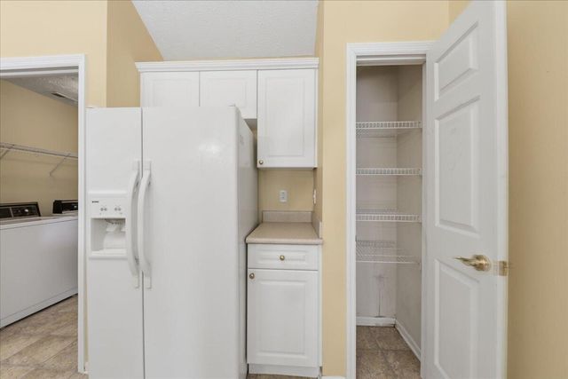 9103 Timberbrook Lane, B, Florence, KY 41042