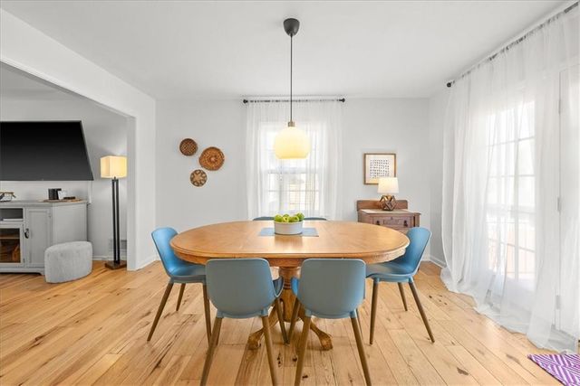 9229 Farley Lane, Overland Park, KS 66212